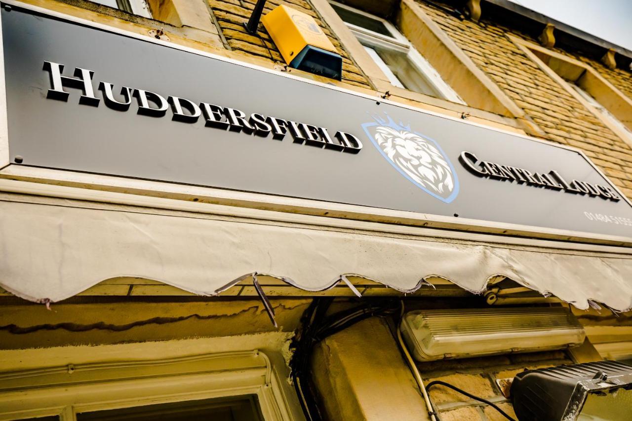 Huddersfield Central Lodge Exterior foto