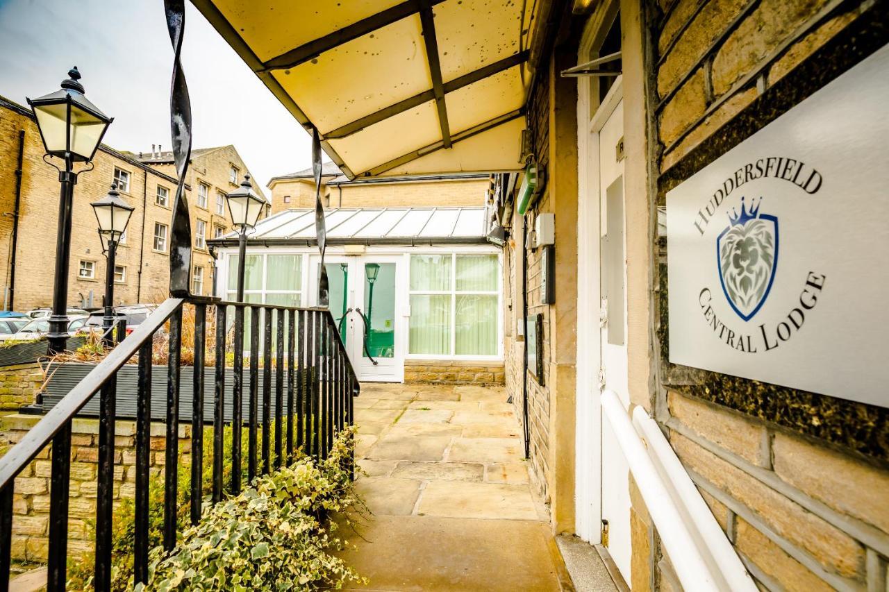 Huddersfield Central Lodge Exterior foto
